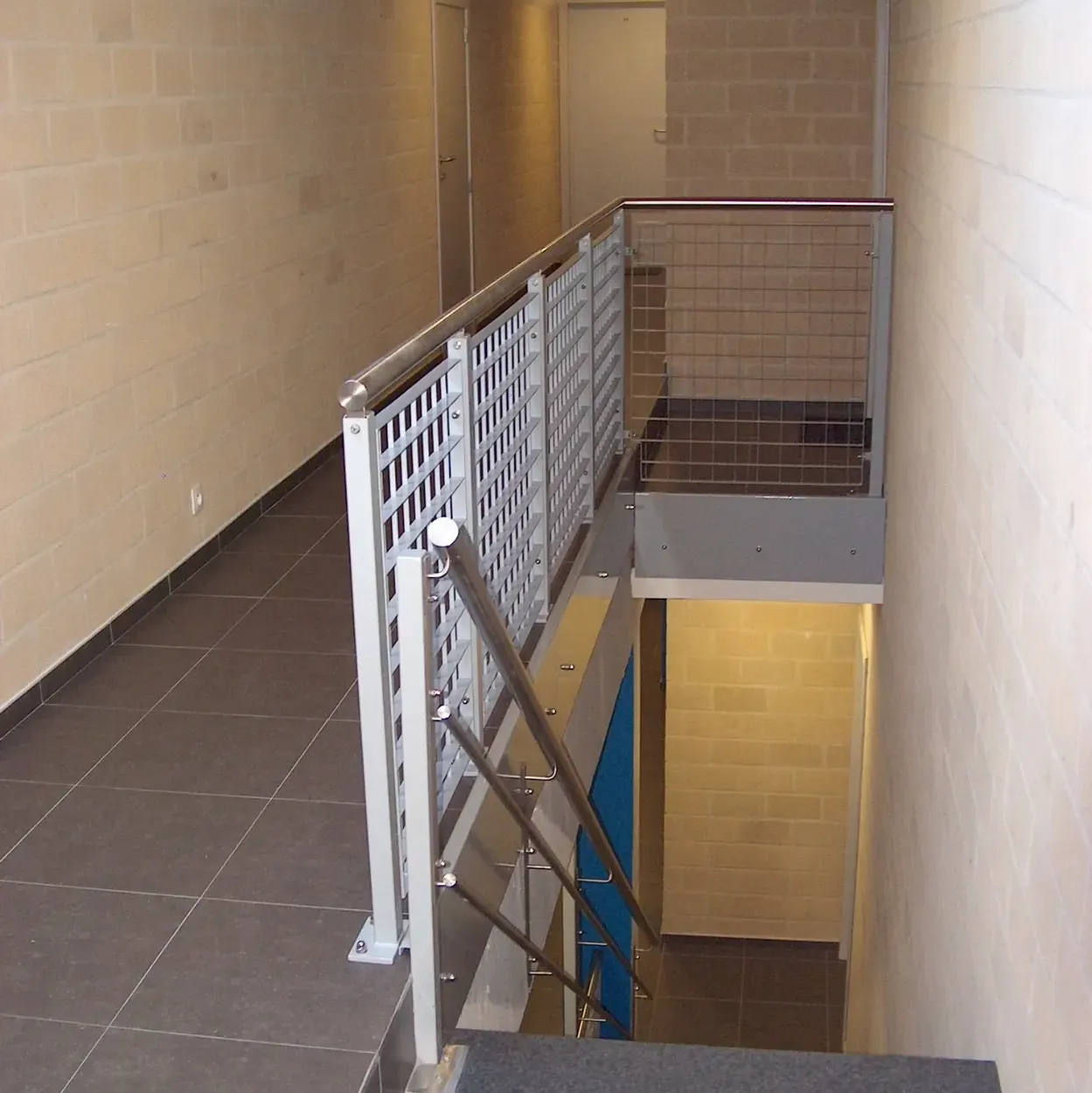 Betonnen trappenhal